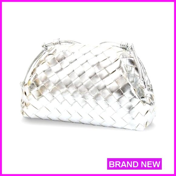 Pleated Vegan Leather Clutch Bag with Magnetic Closure, 8.86x5.51x2.95 Inches